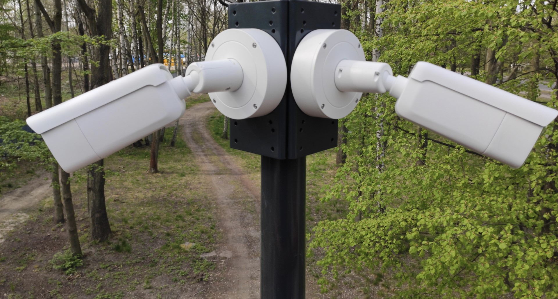 instalacja kamer monitoringu